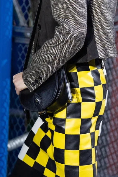 Look 50